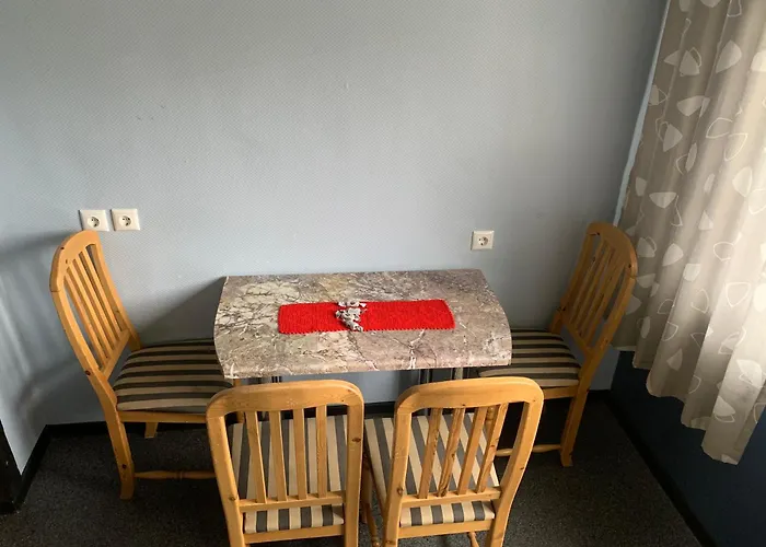 Moisavahe 30 Two Big Beds 1 Single Bed *